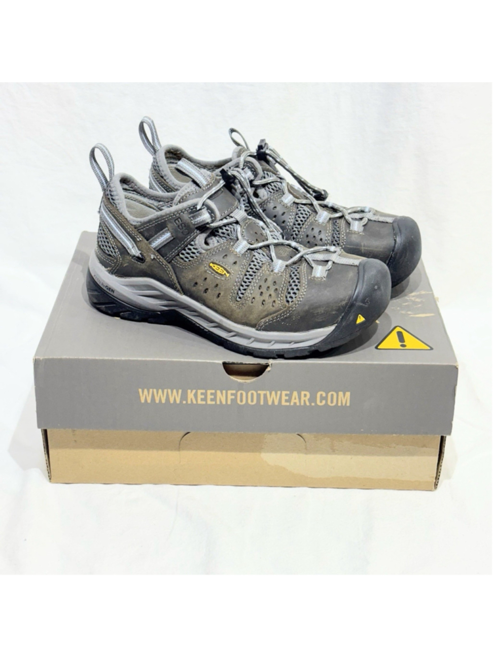 NEW KEEN Utility Atlanta Cool II 2 ESD Steel Toe Shoes 102322OM Womens Sz 6M